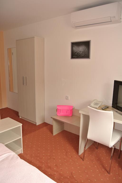 Garni Hotel Beograd Negotin Room photo